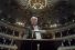 poster-23344-hello-bank-un-orchestre-symphonique-piege-son-public-68x45
