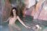poster-5268-cacharel-noa-perle-la-femme-dans-la-caverne-68x45